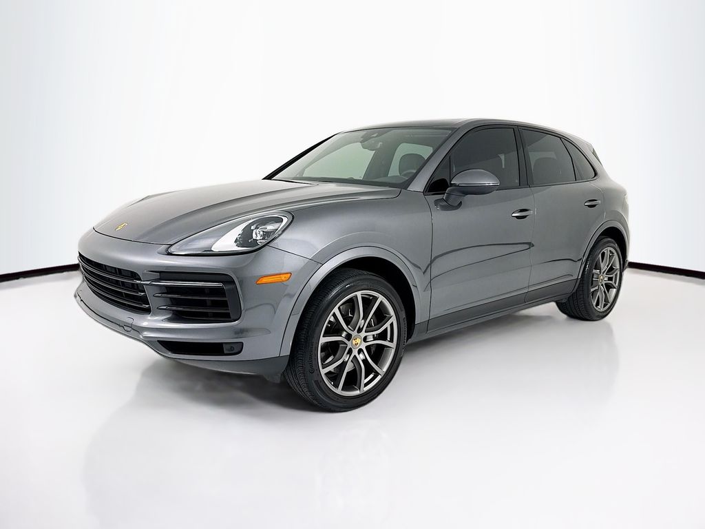 2023 Porsche Cayenne Platinum Edition's photo