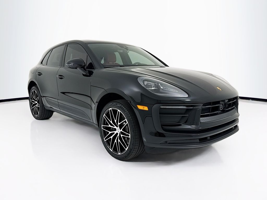 2026 Porsche Macan - Photo 7