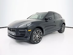 2026 Porsche Macan SUV