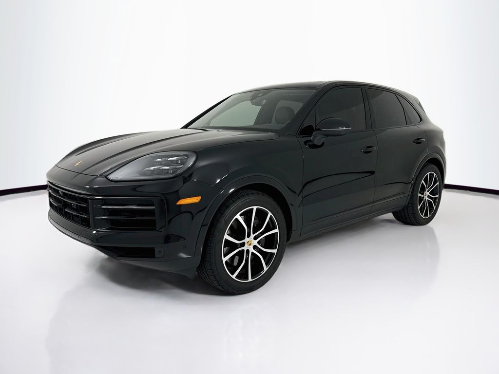 2024 Porsche Cayenne -'s photo
