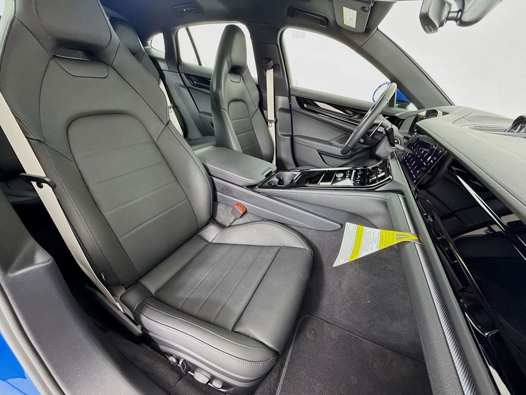 2025 Porsche Panamera Base - Photo 30