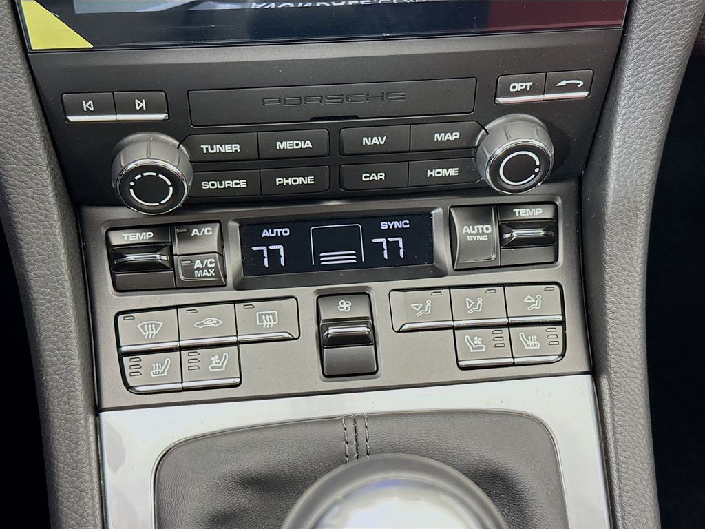 2025 Porsche 718 Style Edition - Photo 24