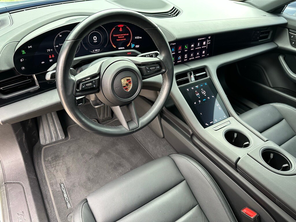 2023 Porsche Taycan photo 4