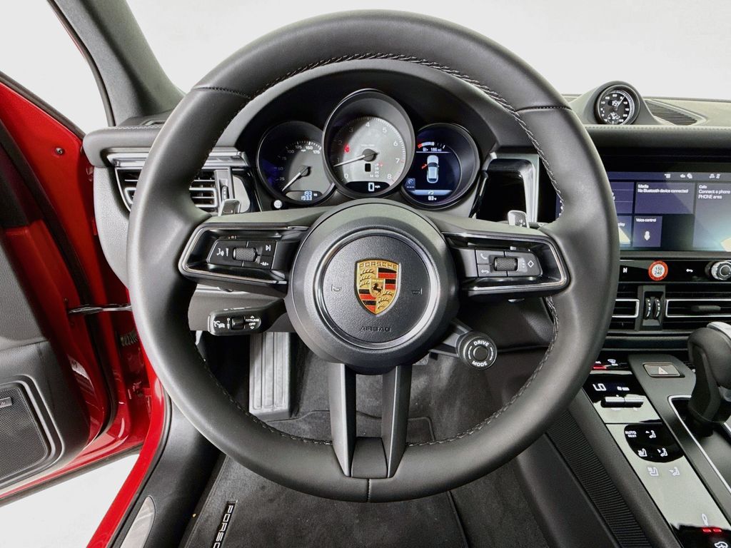 2026 Porsche Macan S - Photo 16