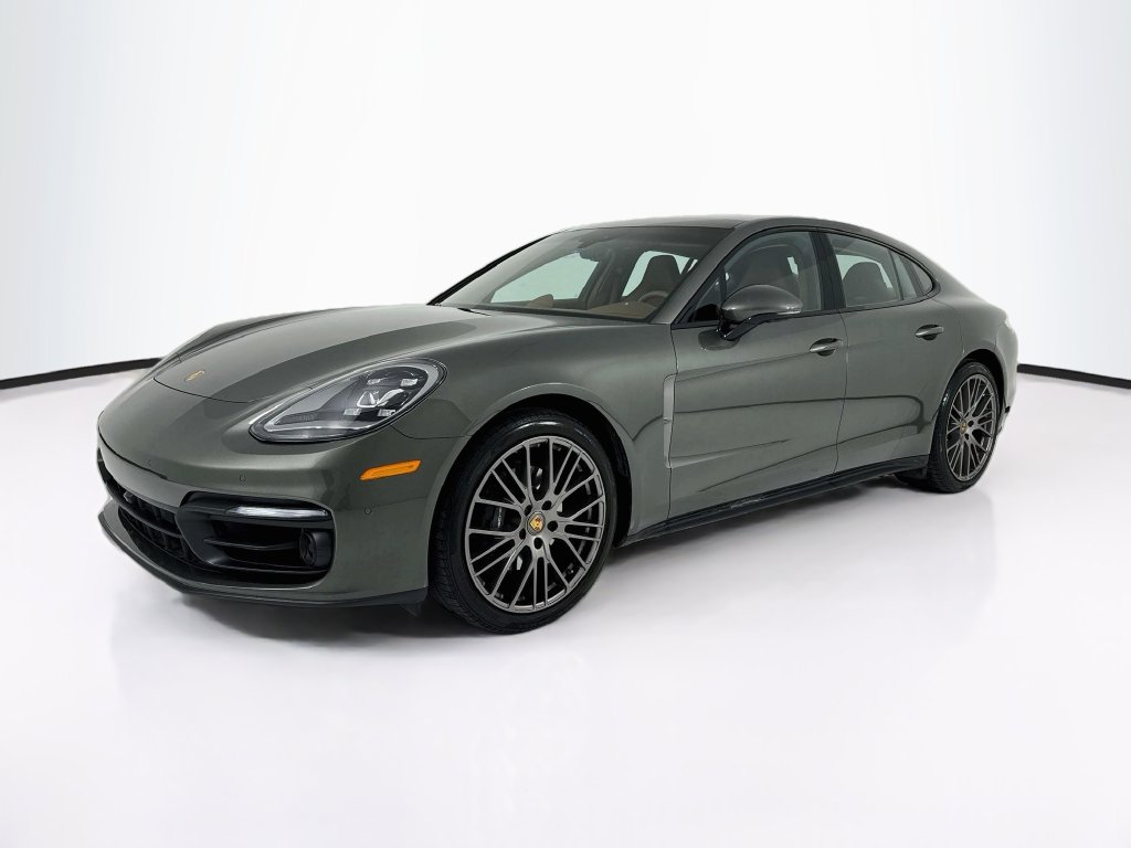  Porsche Panamera