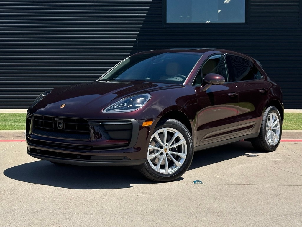 2025 Porsche Macan