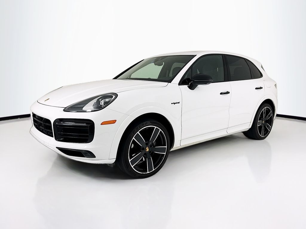 Certified 2023 Porsche Cayenne E-Hybrid Platinum Edition SUV