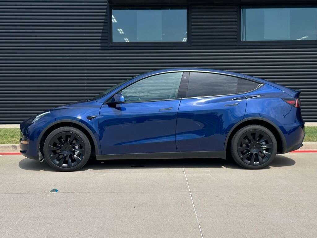 2021 Tesla Model Y Long Range photo 2