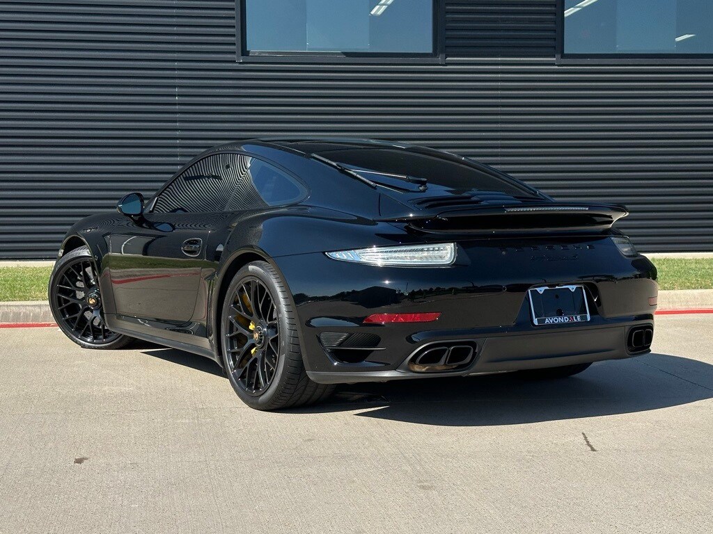 2014 Porsche 911 Turbo S photo 3