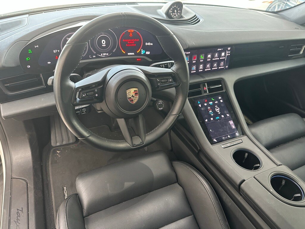 2024 Porsche Taycan photo 4