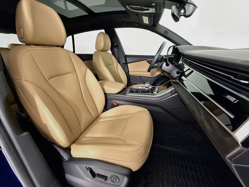 2023 Audi Q8 Prestige - Photo 28
