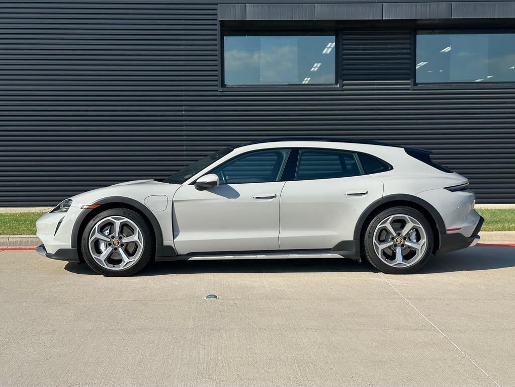 Certified 2022 Porsche Taycan Cross Turismo 4 Wagon
