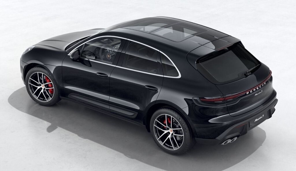 2025 Porsche Macan S photo 2
