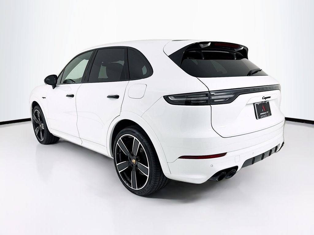 Certified 2023 Porsche Cayenne E-Hybrid Platinum Edition SUV