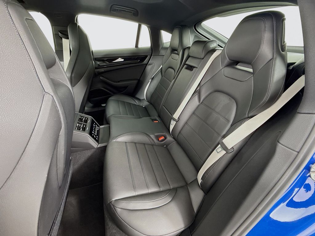 2025 Porsche Panamera Base - Photo 24