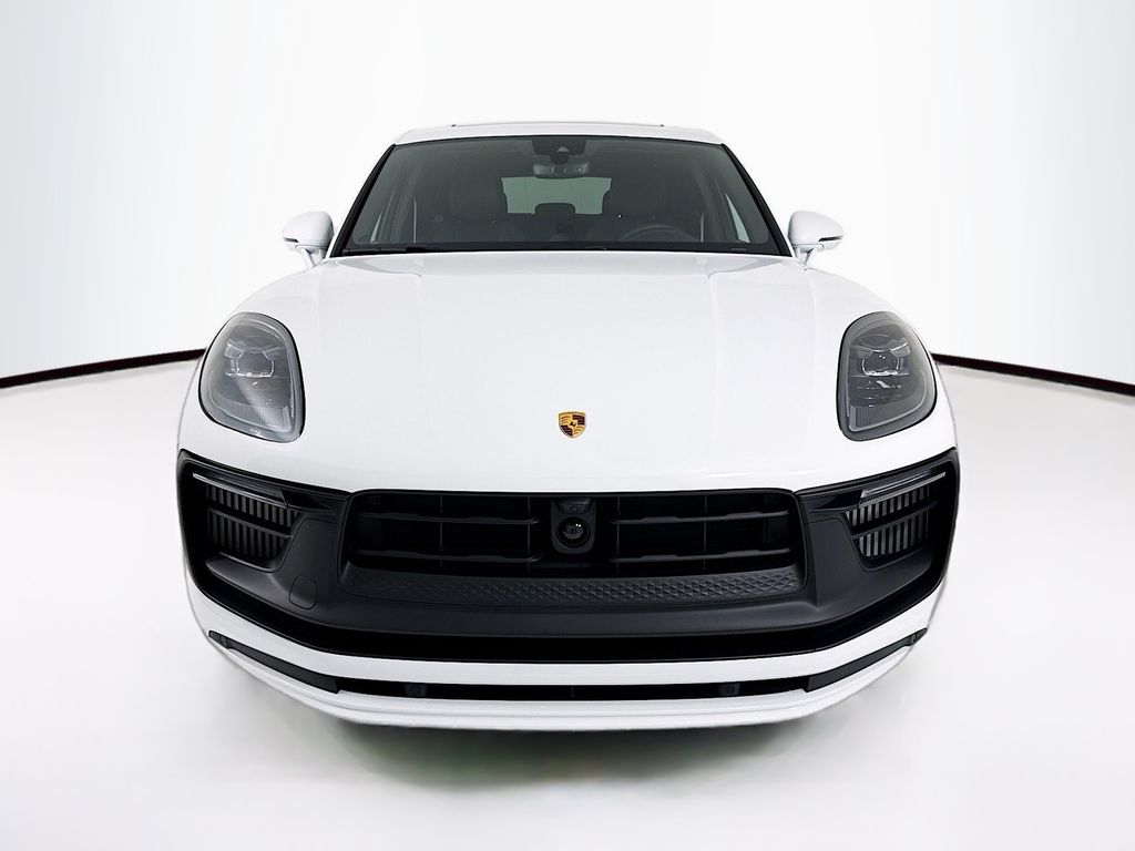 2026 Porsche Macan GTS - Photo 6