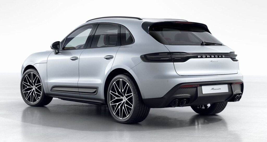 2026 Porsche Macan T photo 2