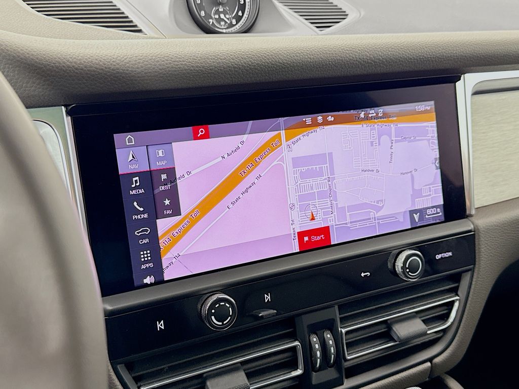 2023 Porsche Macan T - Photo 19