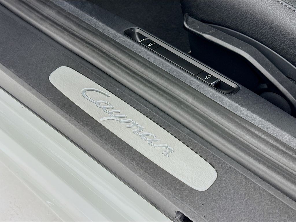 2025 Porsche 718 Style Edition - Photo 13