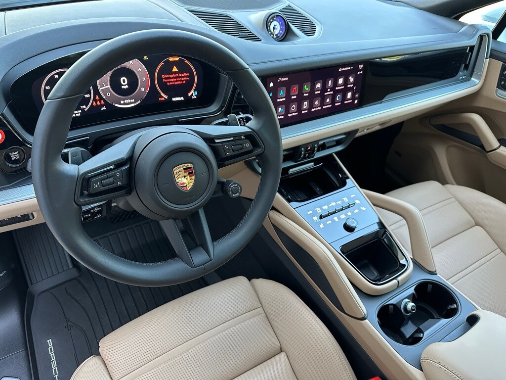 2024 Porsche Cayenne Coupe photo 4