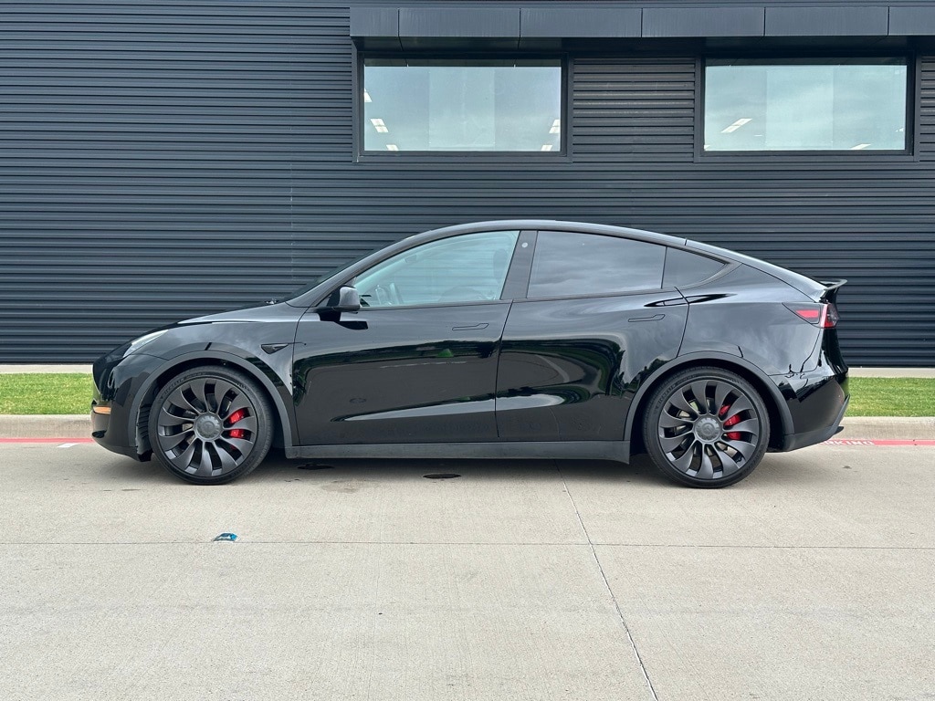 Used 2022 Tesla Model Y Performance with VIN 7SAYGDEF8NF327051 for sale in Northfield, Minnesota