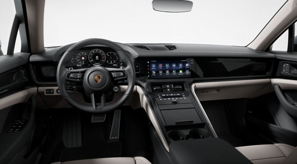 2026 Porsche Panamera 4 photo 4