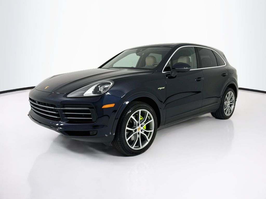  Porsche Cayenne E-Hybrid