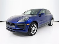 2025 Porsche Macan SUV