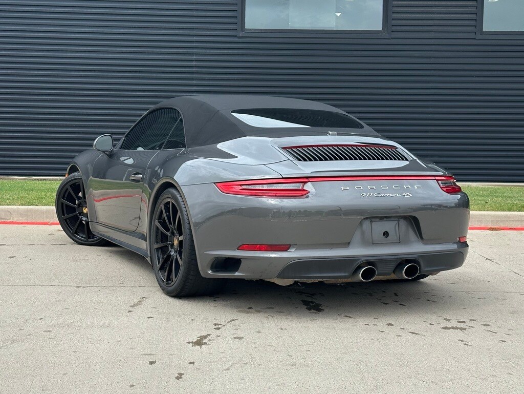 2017 Porsche 911 4S photo 3