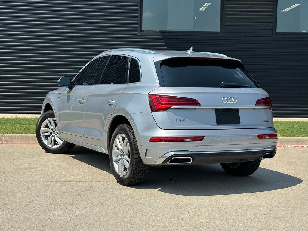 2022 Audi Q5 45 S line Premium photo 3