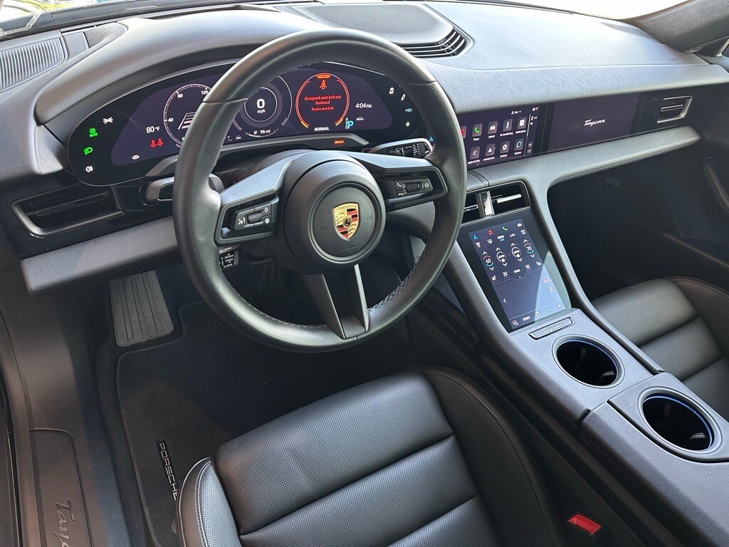 2024 Porsche Taycan photo 4