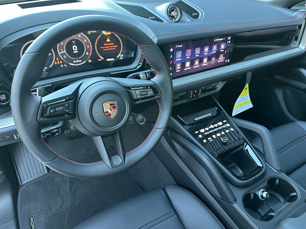 2026 Porsche Cayenne Coupe photo 2