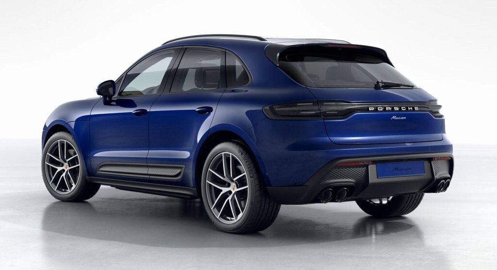 2026 Porsche Macan T photo 2