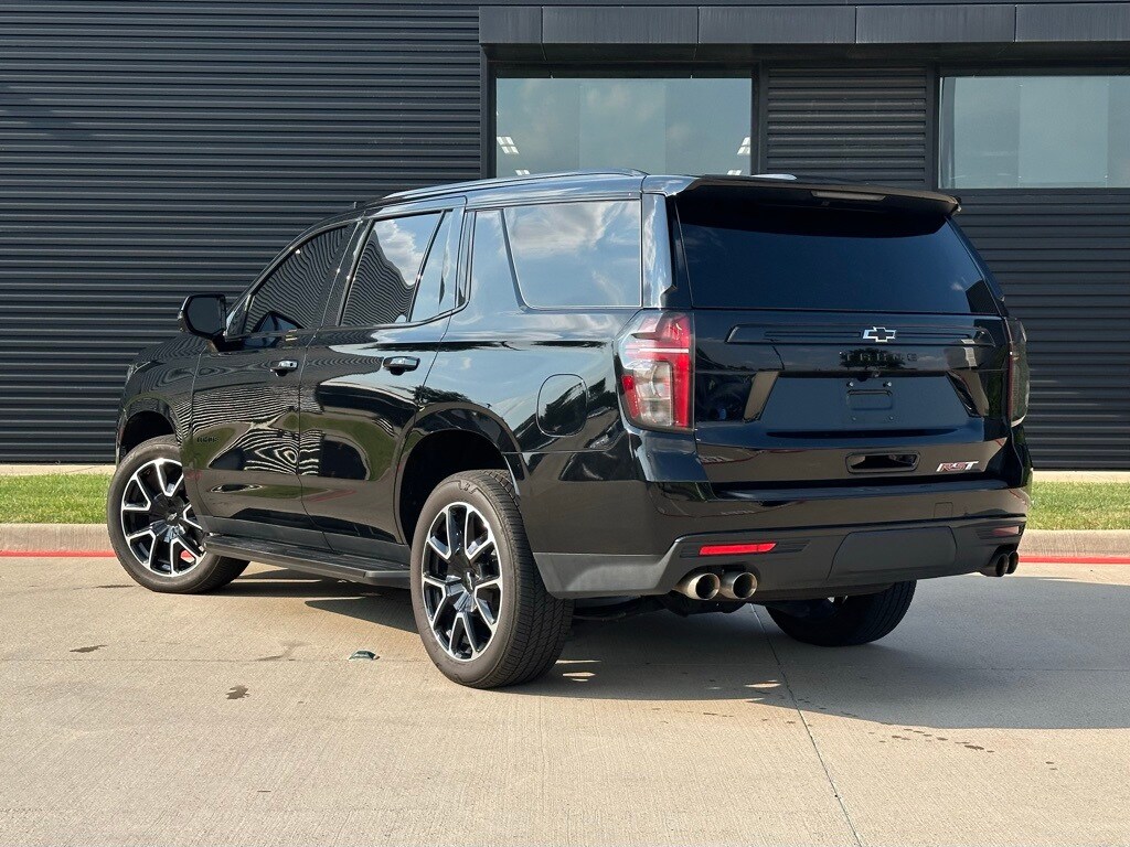 2024 Chevrolet Tahoe RST photo 2
