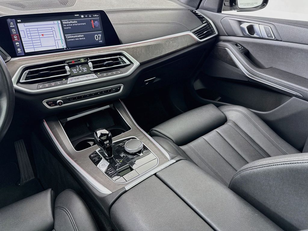2022 BMW X5 40i - Photo 24