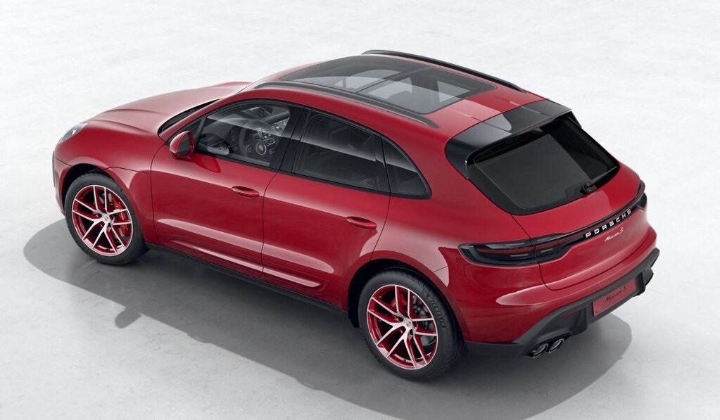 2026 Porsche Macan S photo 4