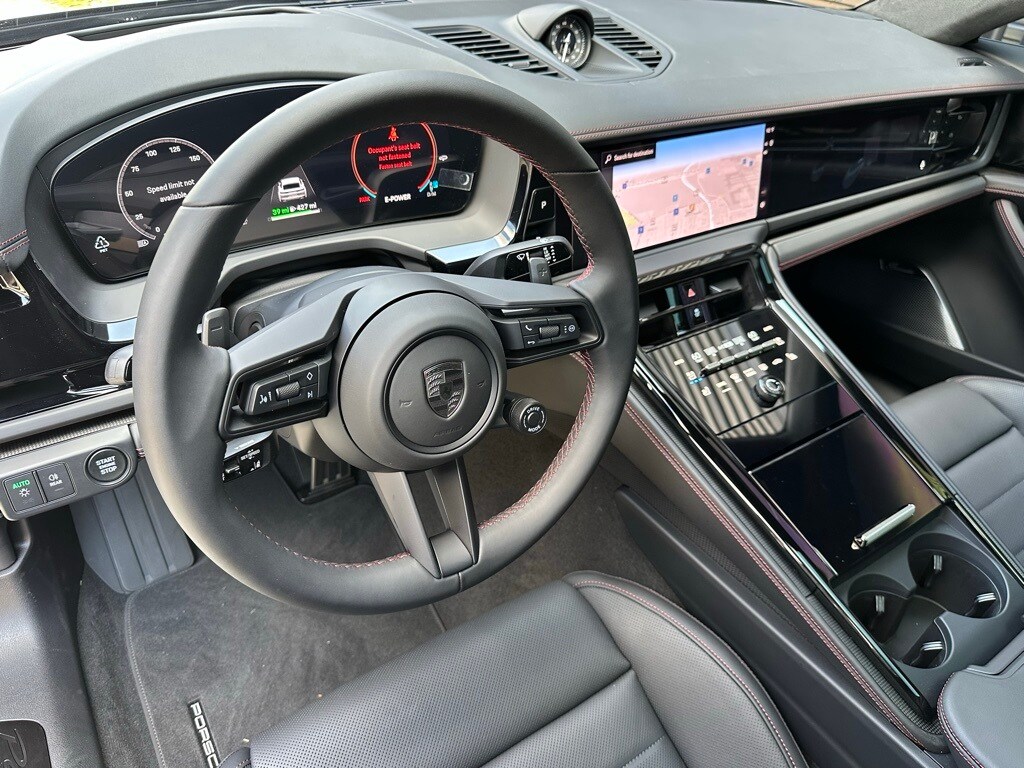 2026 Porsche Panamera E-Hybrid Turbo S photo 4