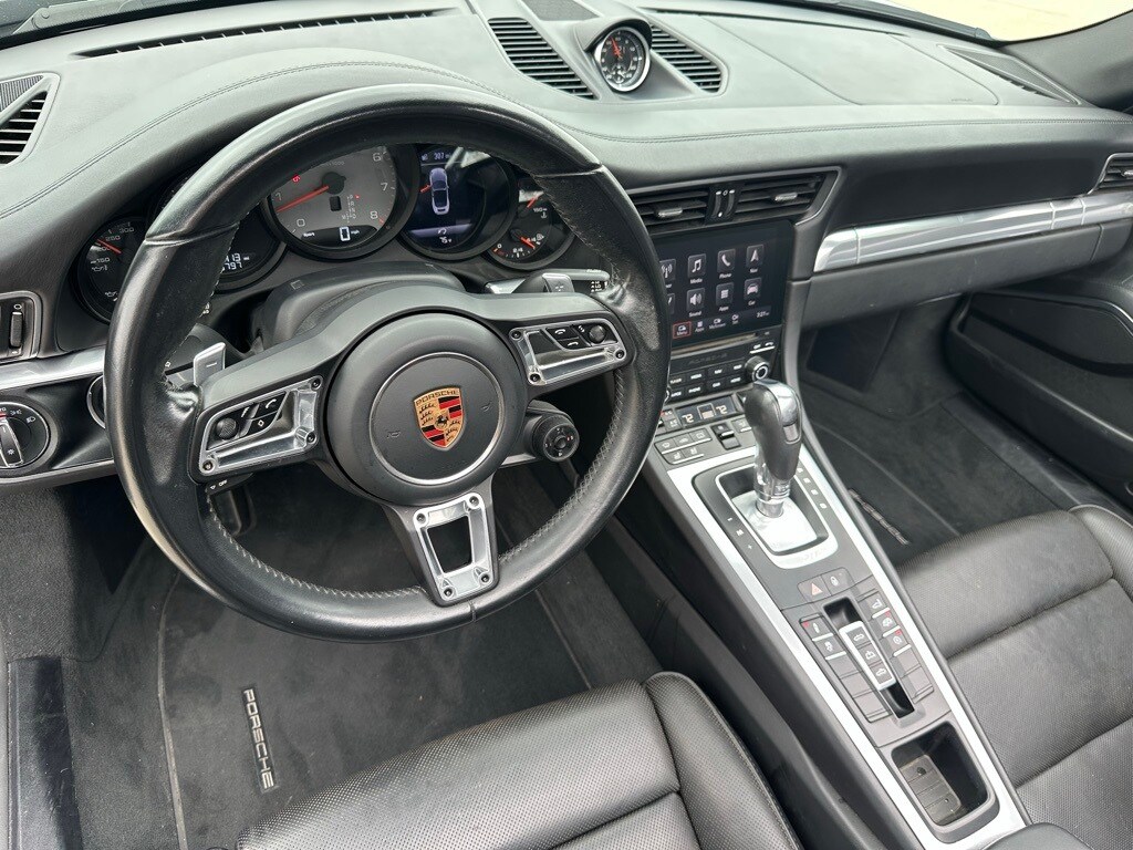 2017 Porsche 911 4S photo 4