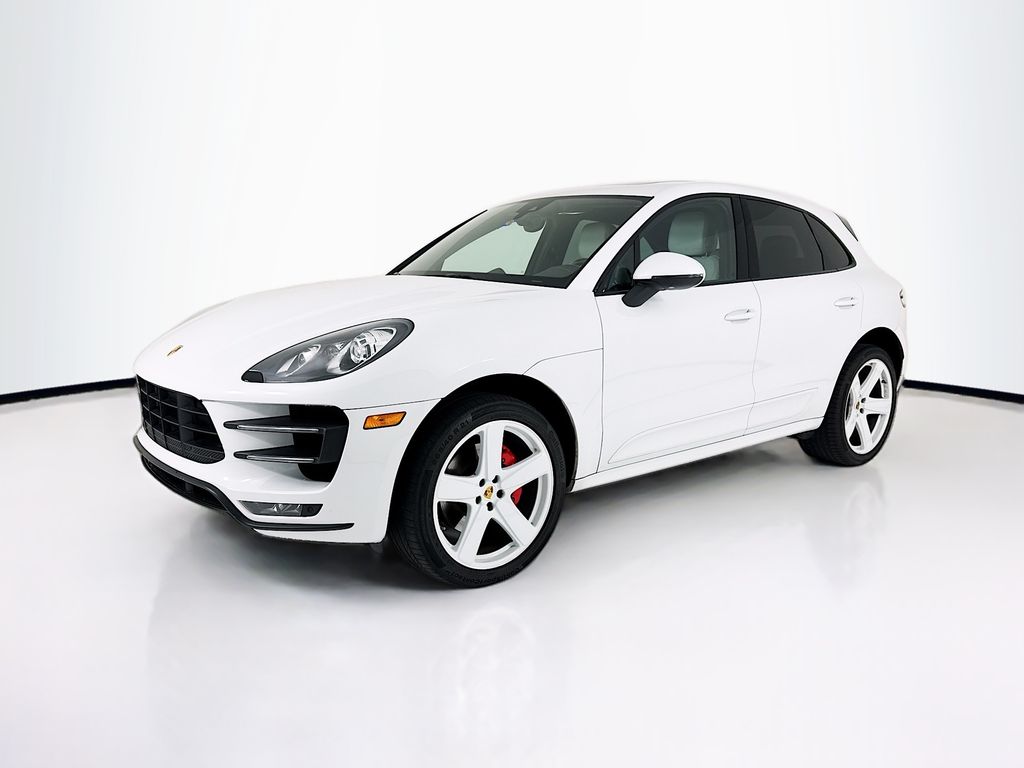 2016 Porsche Macan Turbo