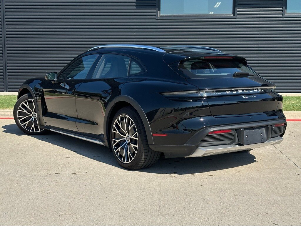2022 Porsche Taycan Cross Turismo 4 photo 3