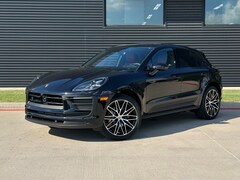 2026 Porsche Macan SUV