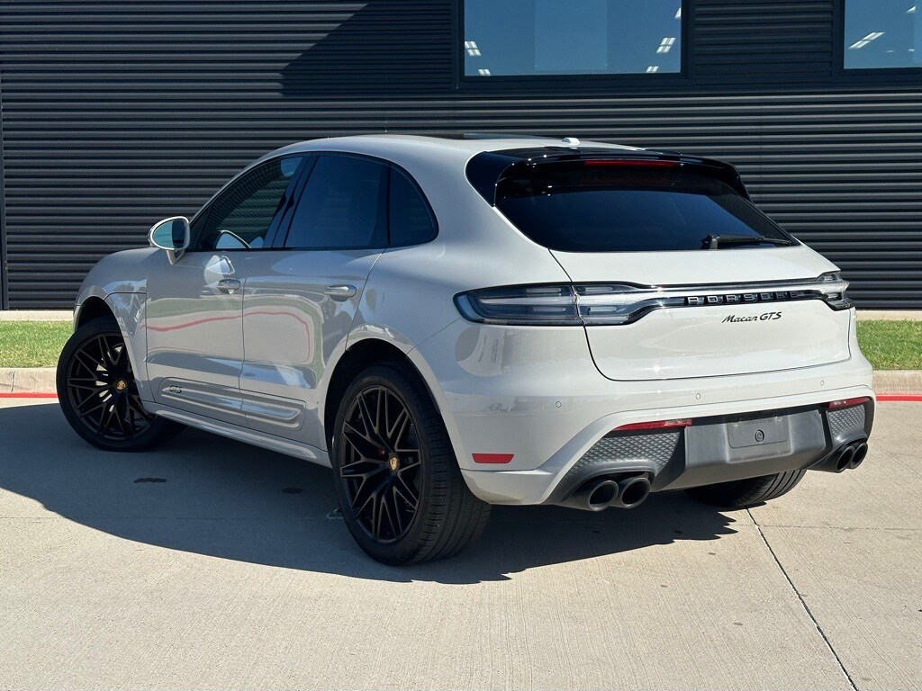 2022 Porsche Macan GTS photo 2