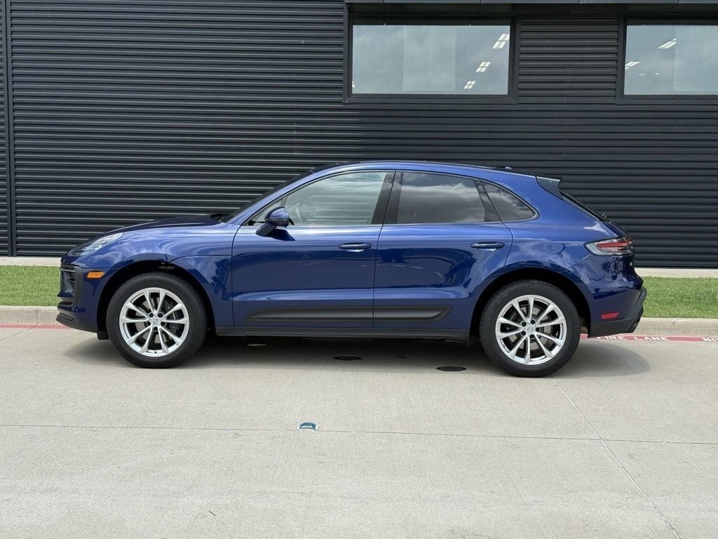 Certified 2024 Porsche Macan Base with VIN WP1AA2A58RLB14992 for sale in Grapevine, TX