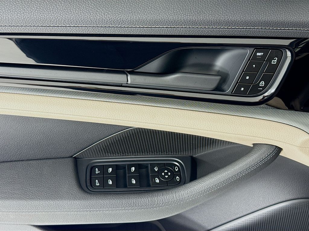 2026 Porsche Panamera Base - Photo 11