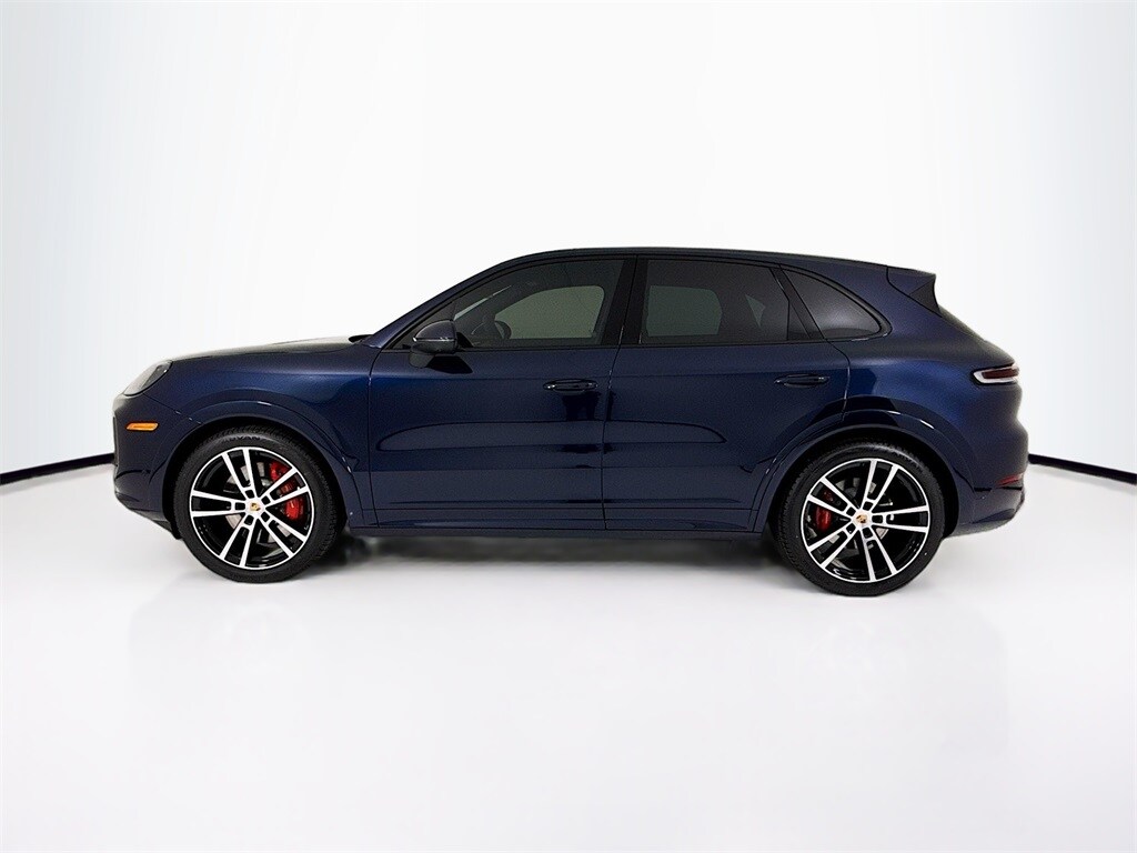 2026 Porsche Cayenne S photo 2