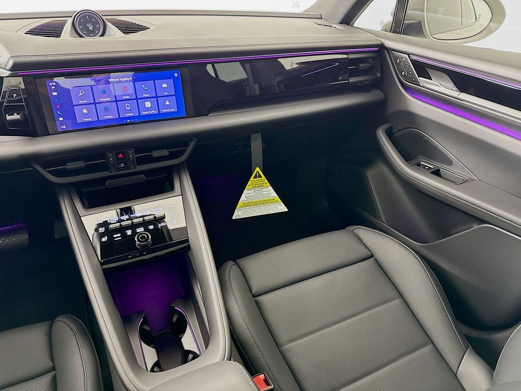 2026 Porsche Macan Base - Photo 26