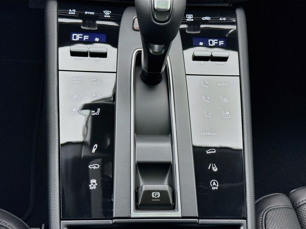 2026 Porsche Macan S - Photo 23