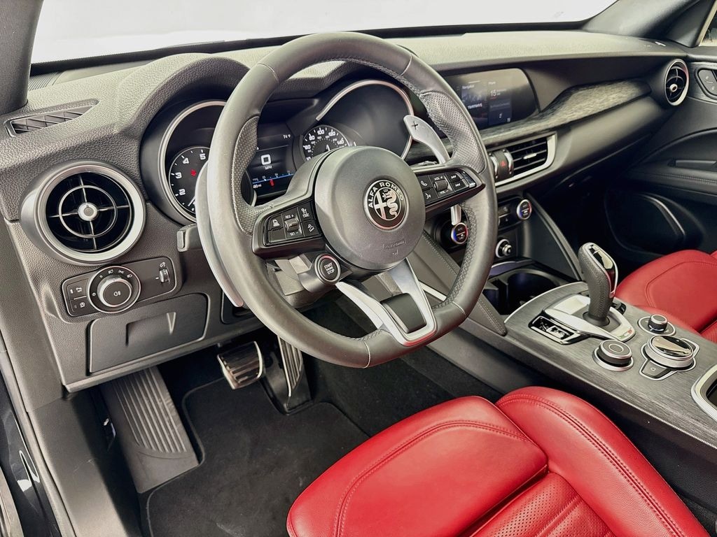 Used 2022 Alfa Romeo Stelvio Sprint SUV