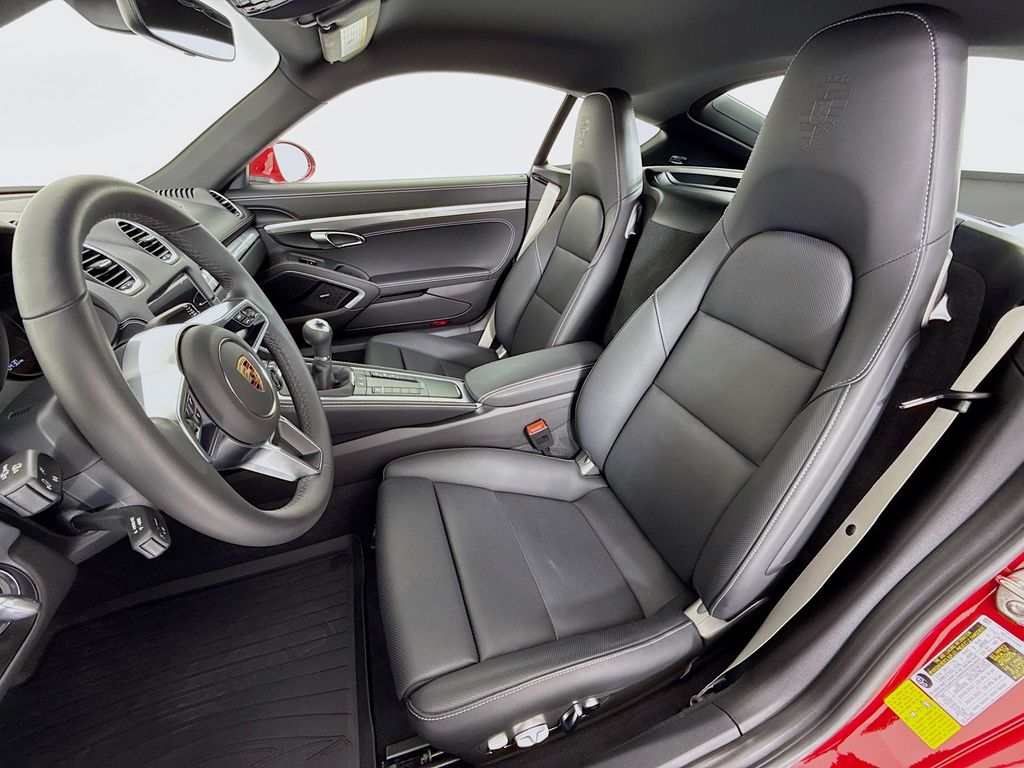 2025 Porsche 718 Style Edition - Photo 5