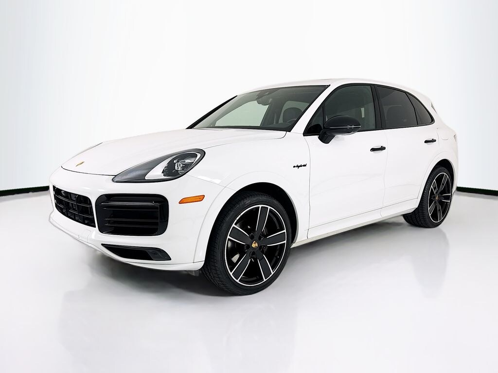 Certified 2023 Porsche Cayenne E-Hybrid Platinum Edition SUV